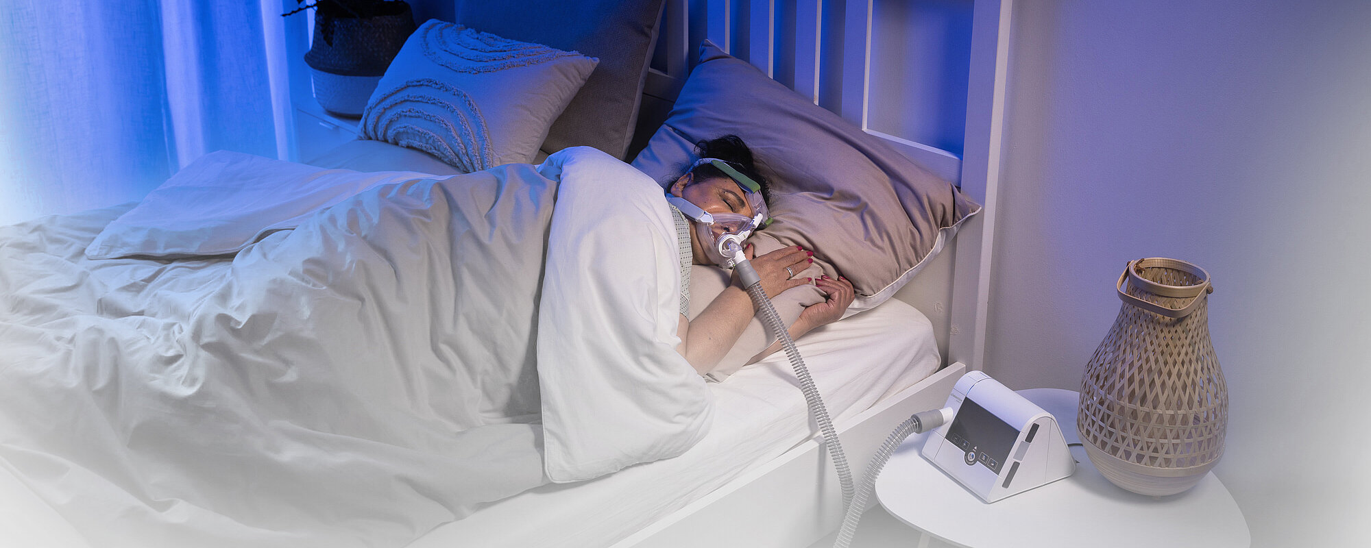 lena mask patient interface fullface prisma wireless woman sleeping 